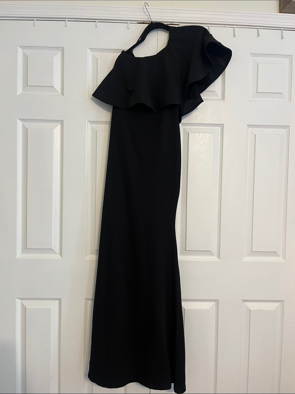 Lulu's Black One-Shoulder Ruffle Gown - Picture 4 of 5